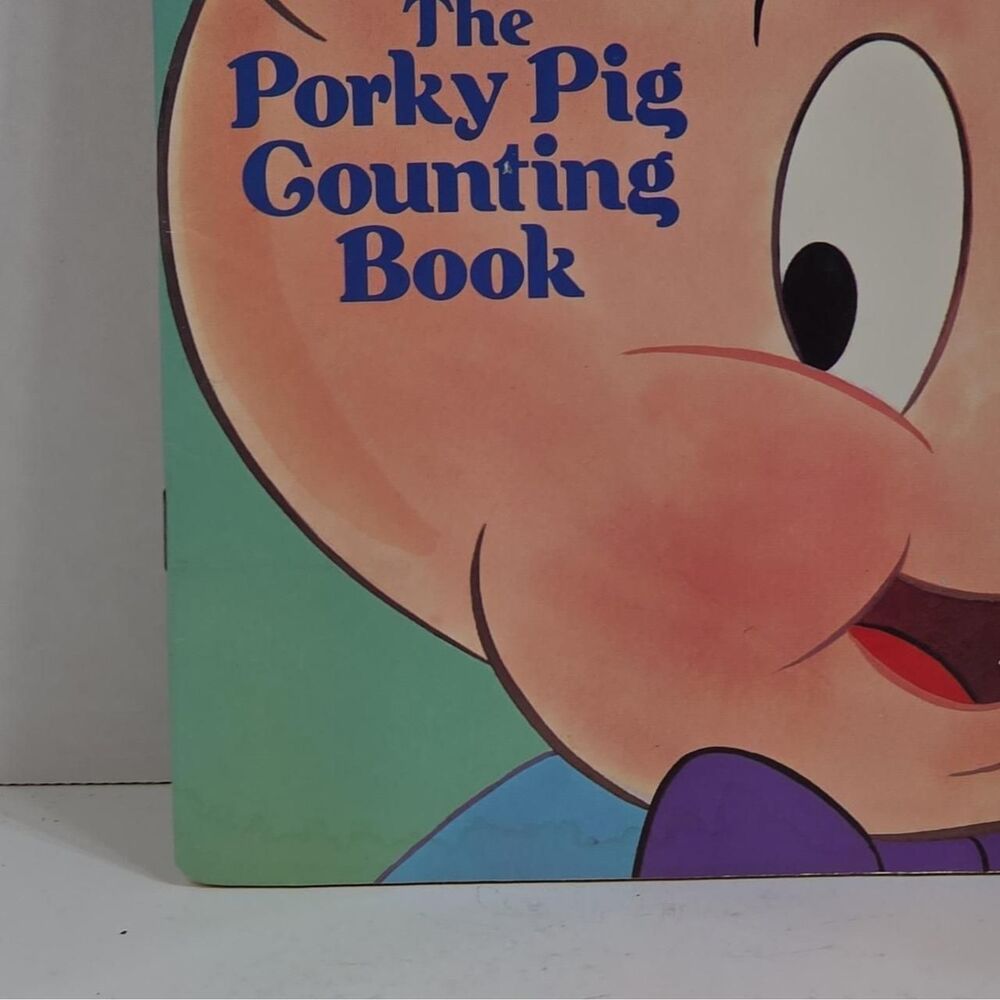 Books - Picture 5 of 8